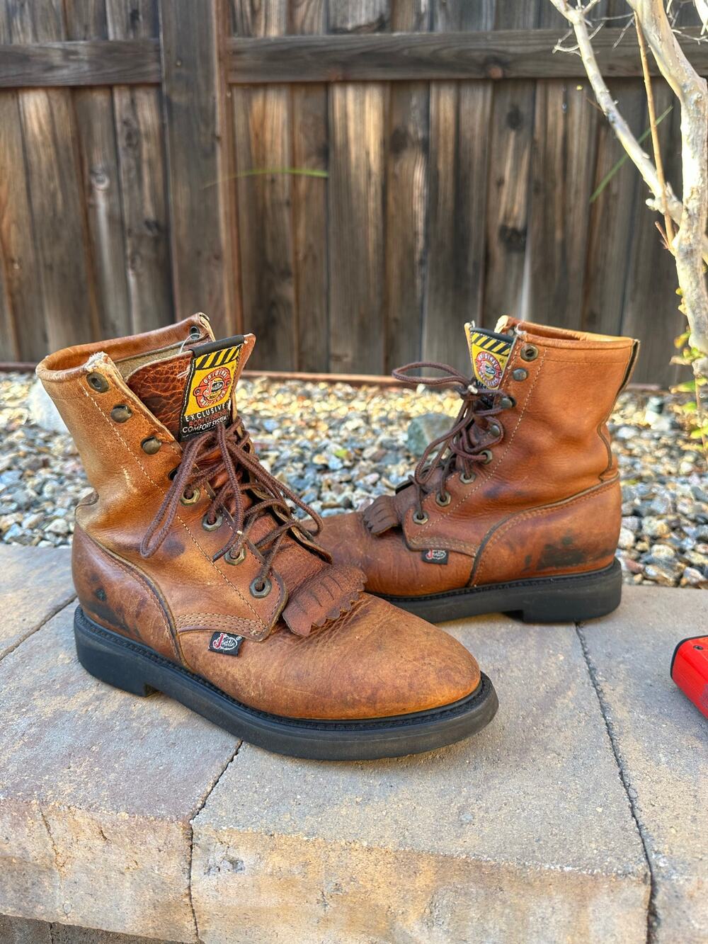 Vintage Justin Kiltie Brown Boot Style 762 size 7.5 C